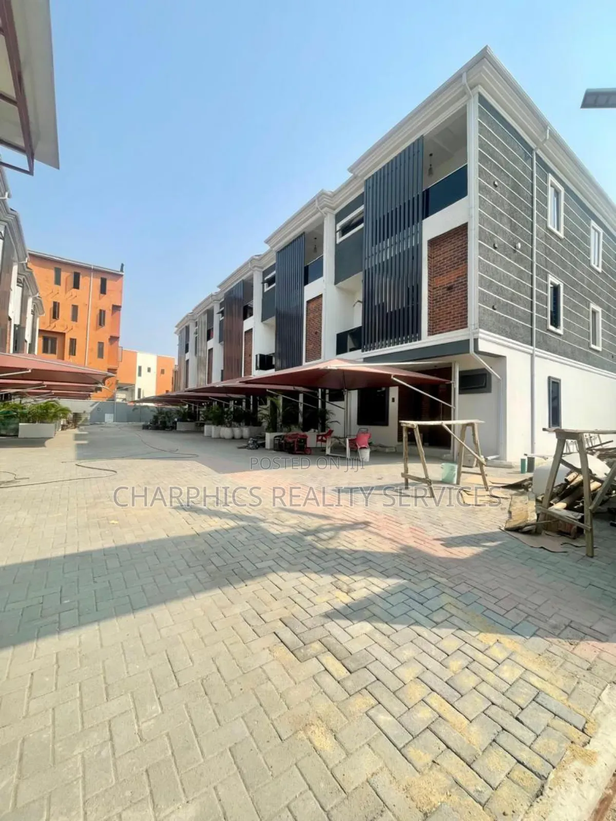 4bdrm Duplex in Ikate for sale in Ikate