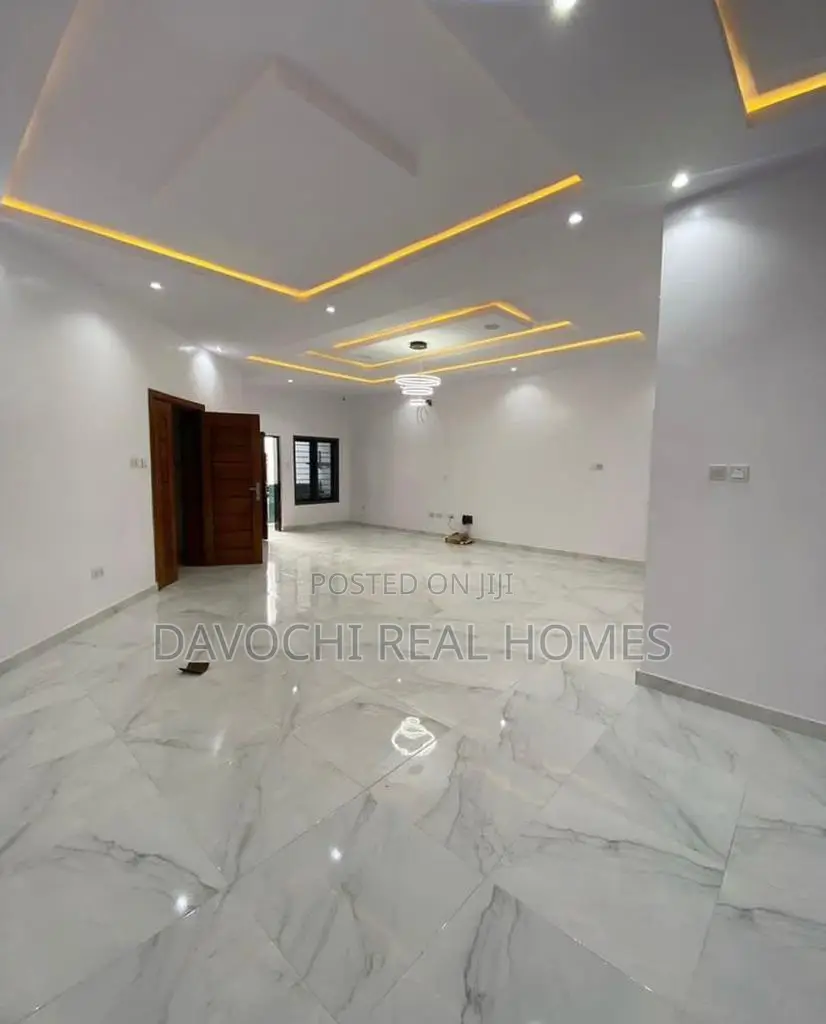 2bdrm Apartment in Lekki Phase1 for rent in Lekki Phase 1