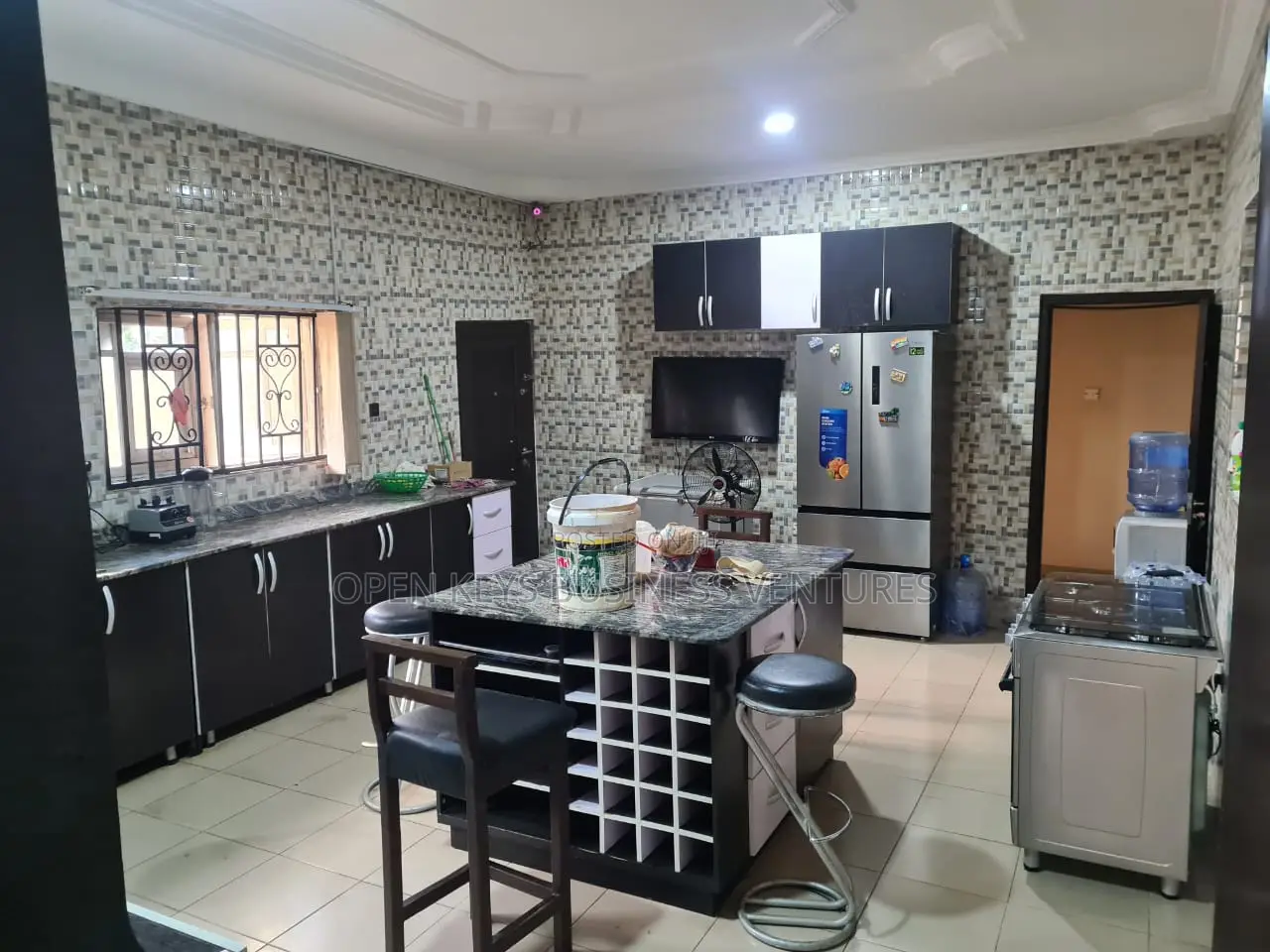Furnished 5bdrm Duplex in Bitemore, Ologuneru for sale in Ologuneru
