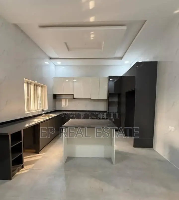 6bdrm Duplex in Karsana for sale in Karsana
