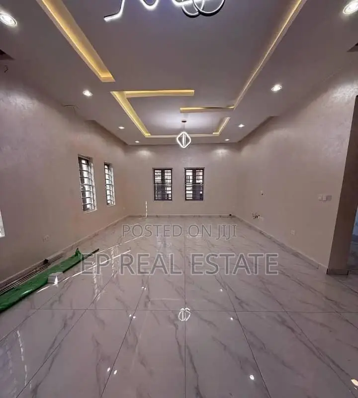6bdrm Duplex in Karsana for sale in Karsana