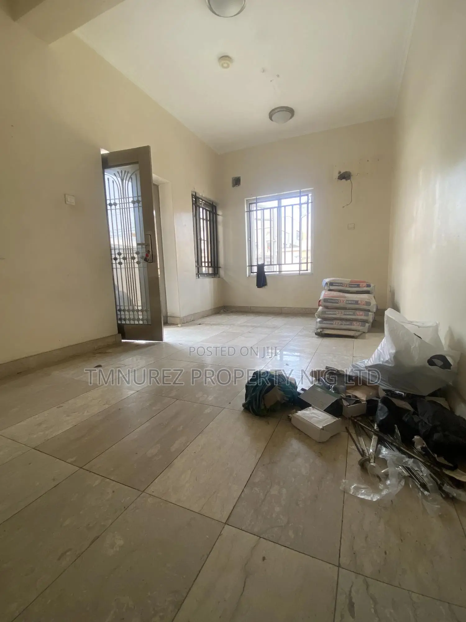 5bdrm Duplex in Lekki Phase 1 for rent in Lekki