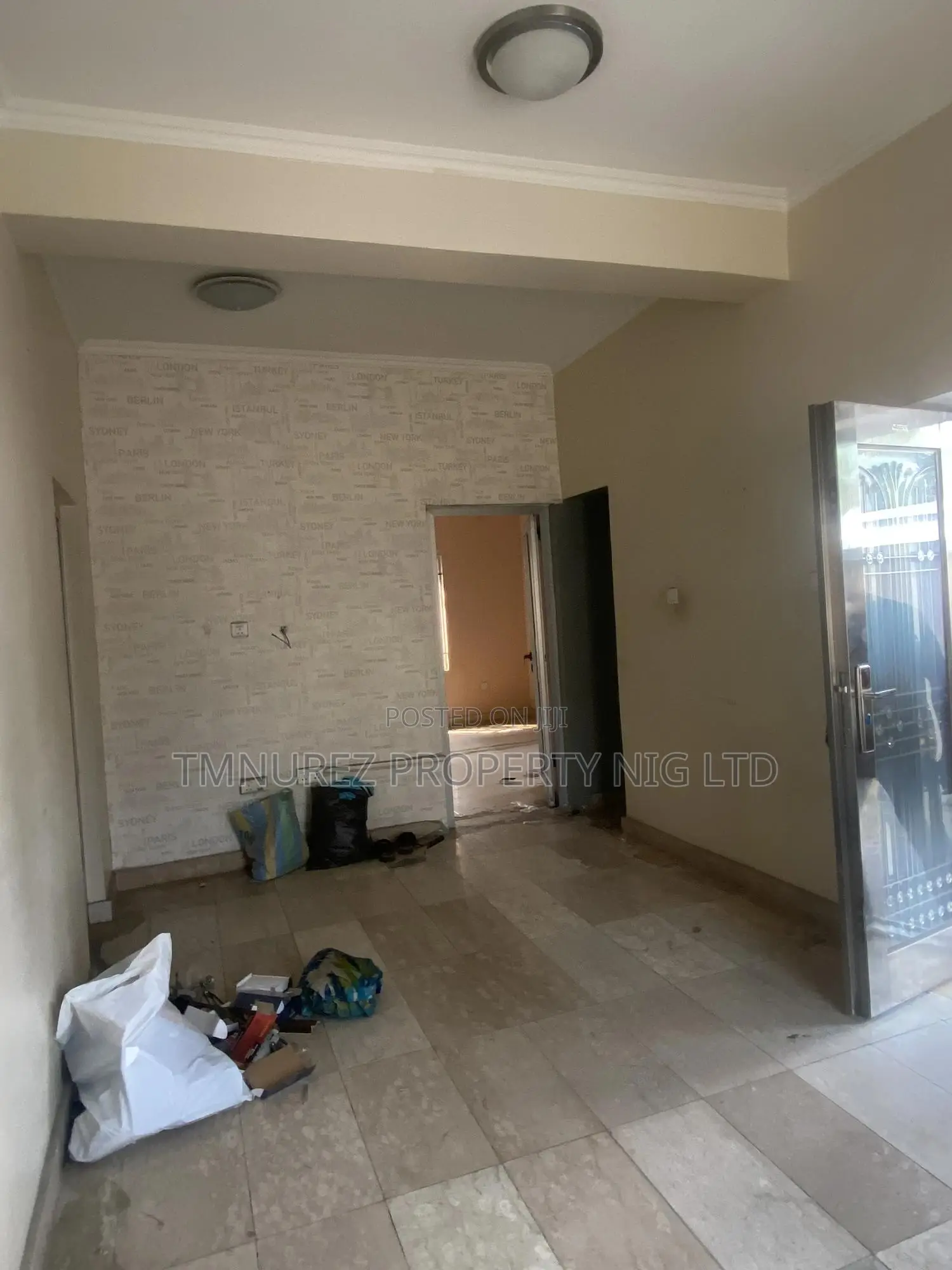 5bdrm Duplex in Lekki Phase 1 for rent in Lekki