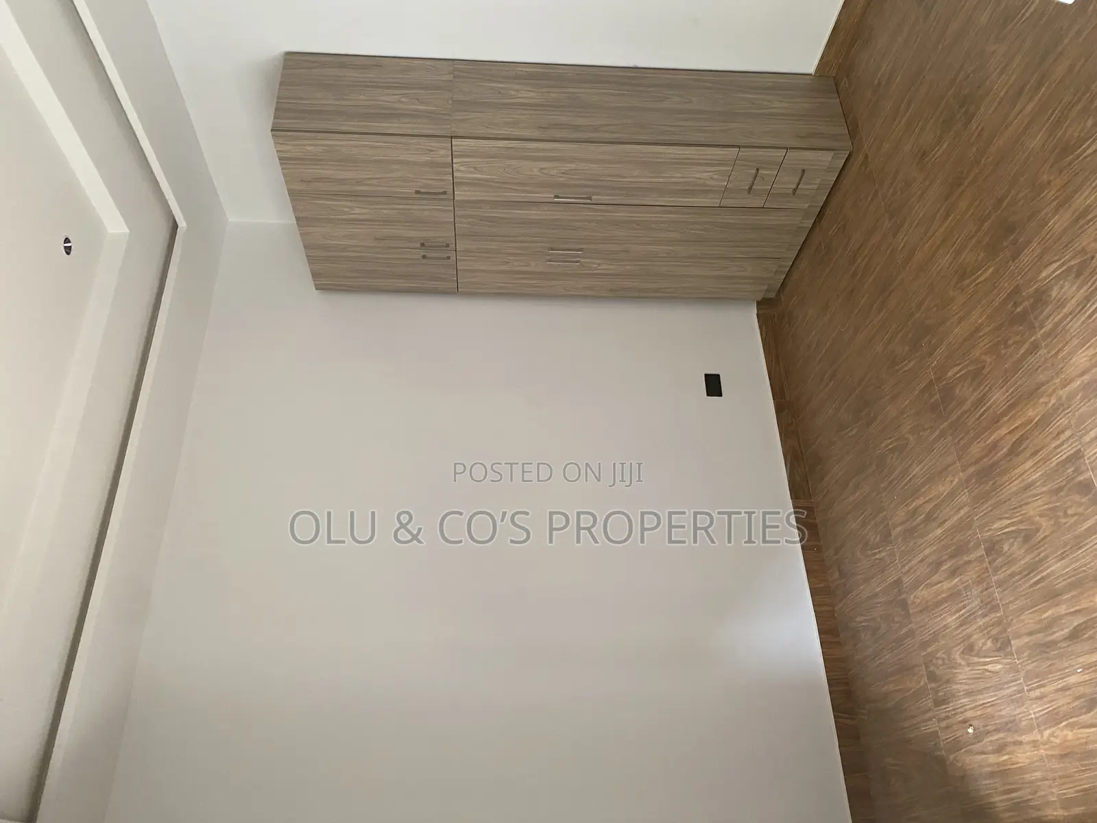 2bdrm Block of Flats in Durumi By Urban for rent in Durumi