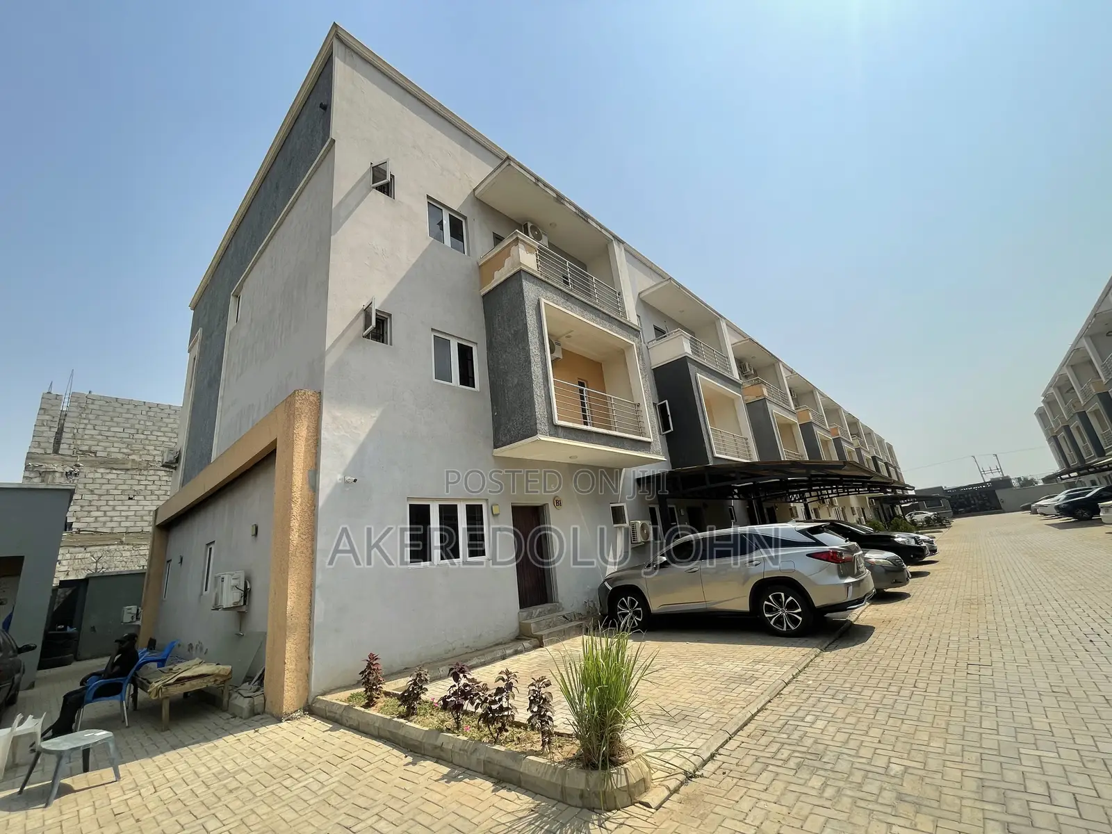 4bdrm Townhouse/Terrace in Jahi for sale in Jahi