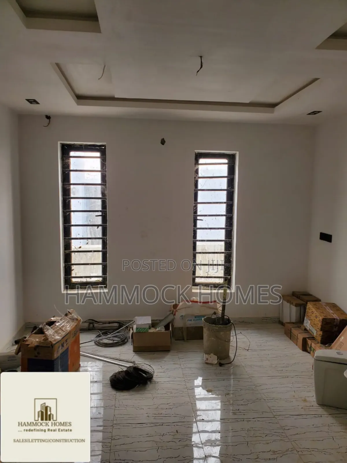 5bdrm Duplex in Omololu Olunloyo Gra, Oluyole Estate for sale in Oluyole Estate