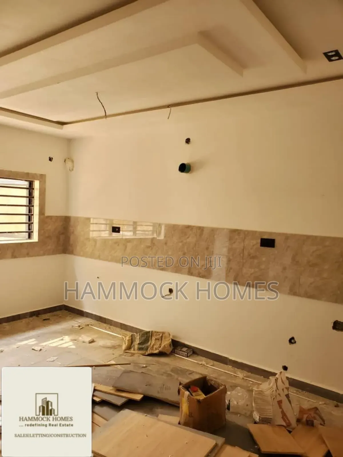 5bdrm Duplex in Omololu Olunloyo Gra, Oluyole Estate for sale in Oluyole Estate