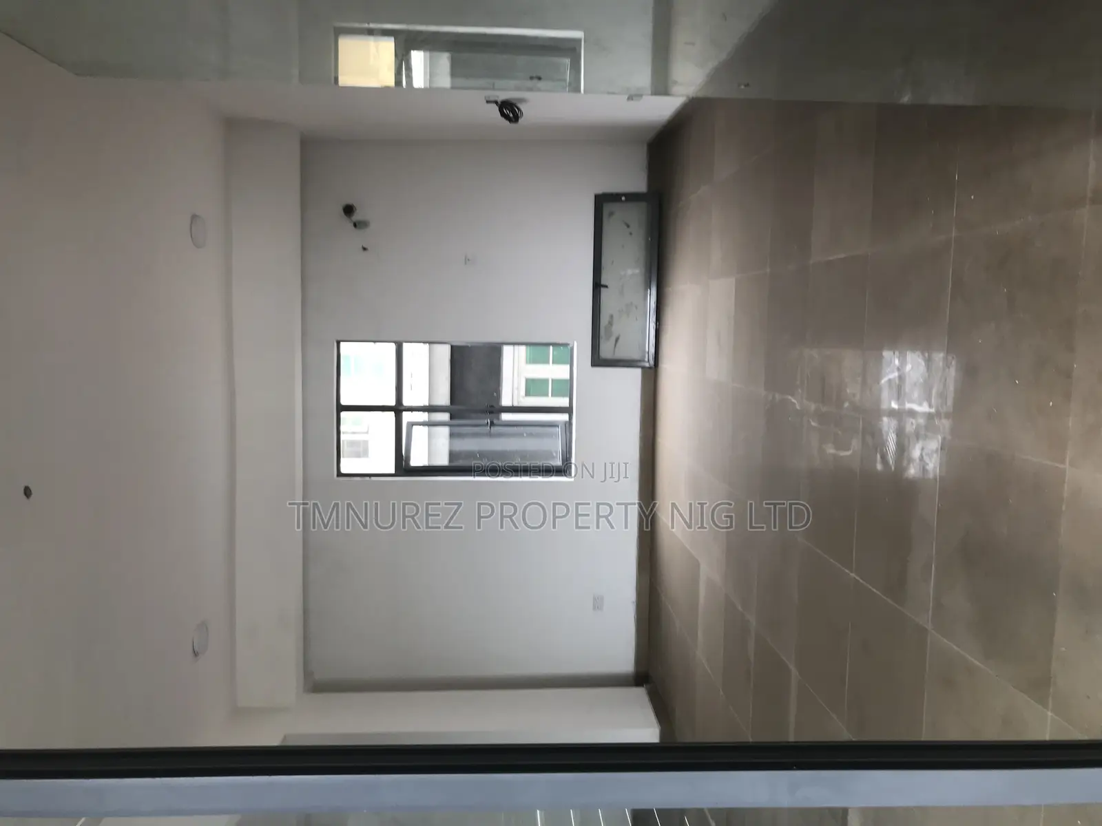 Shop for Rent in Lekki Phase1 in Lekki Phase 1