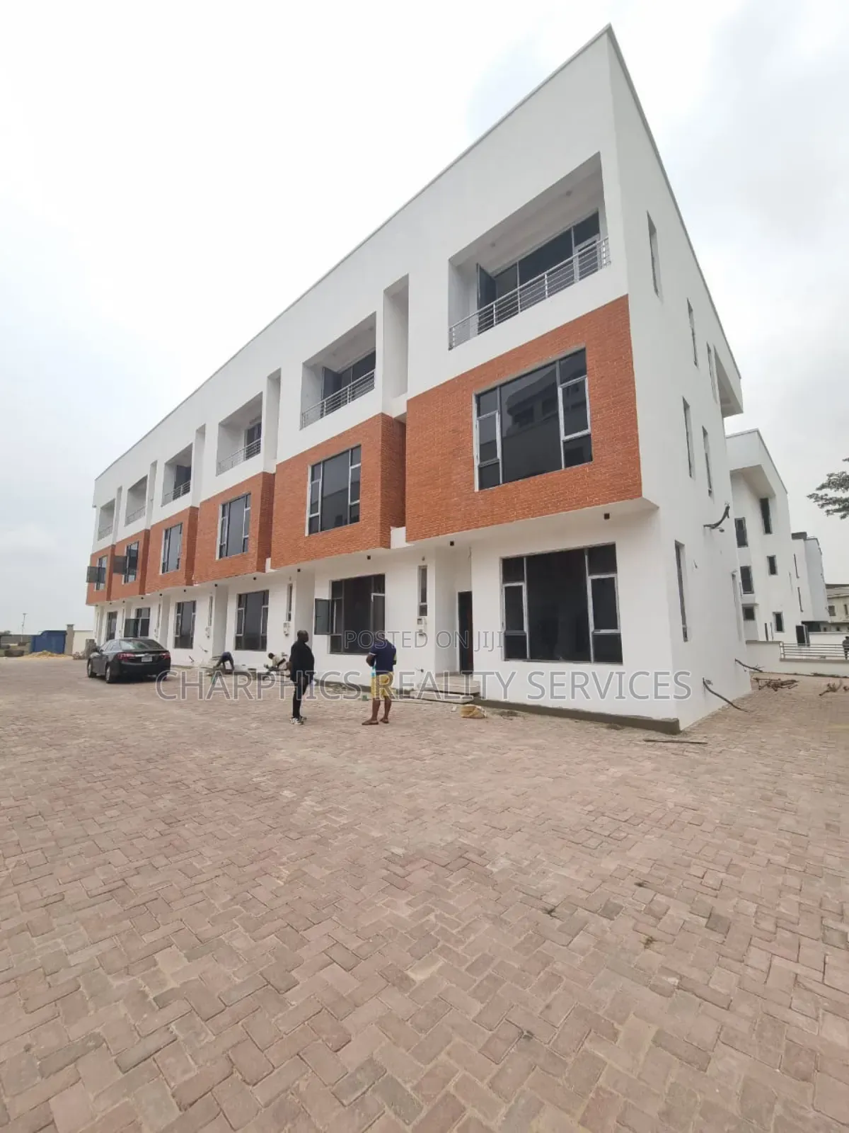 4bdrm Duplex in Lekki Phase 1 for rent in Lekki Phase 1