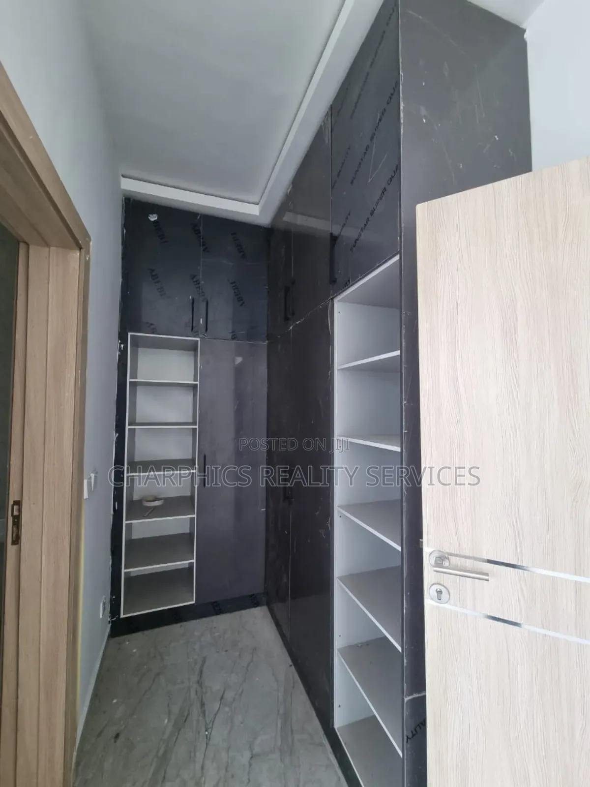 4bdrm Duplex in Lekki Phase 1 for rent in Lekki Phase 1