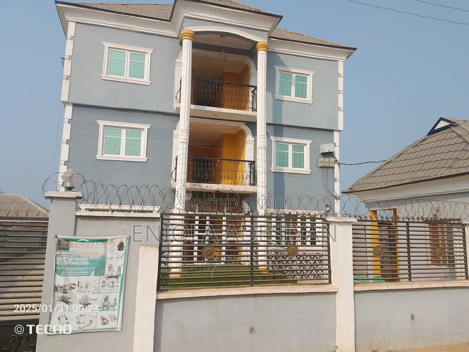 Furnished 3bdrm Block of Flats in Mayor Estate, Igbogbo for rent in Igbogbo