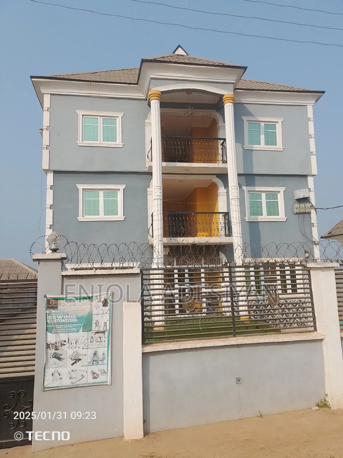 Furnished 3bdrm Block of Flats in Mayor Estate, Igbogbo for rent in Igbogbo