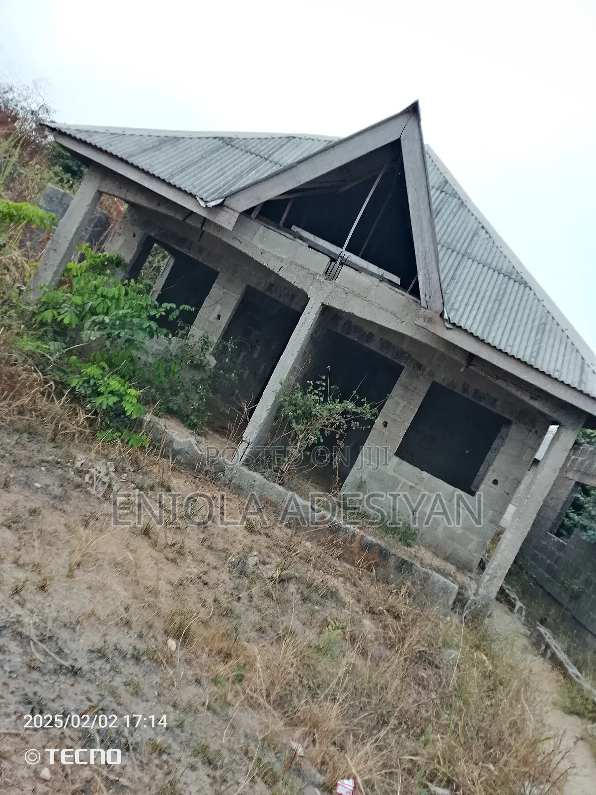 2bdrm Block of Flats in Reri Estate, Igbogbo for sale in Igbogbo