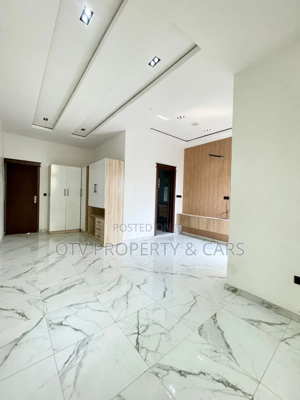 Furnished 5bdrm Duplex in Ikate for sale in Ikate