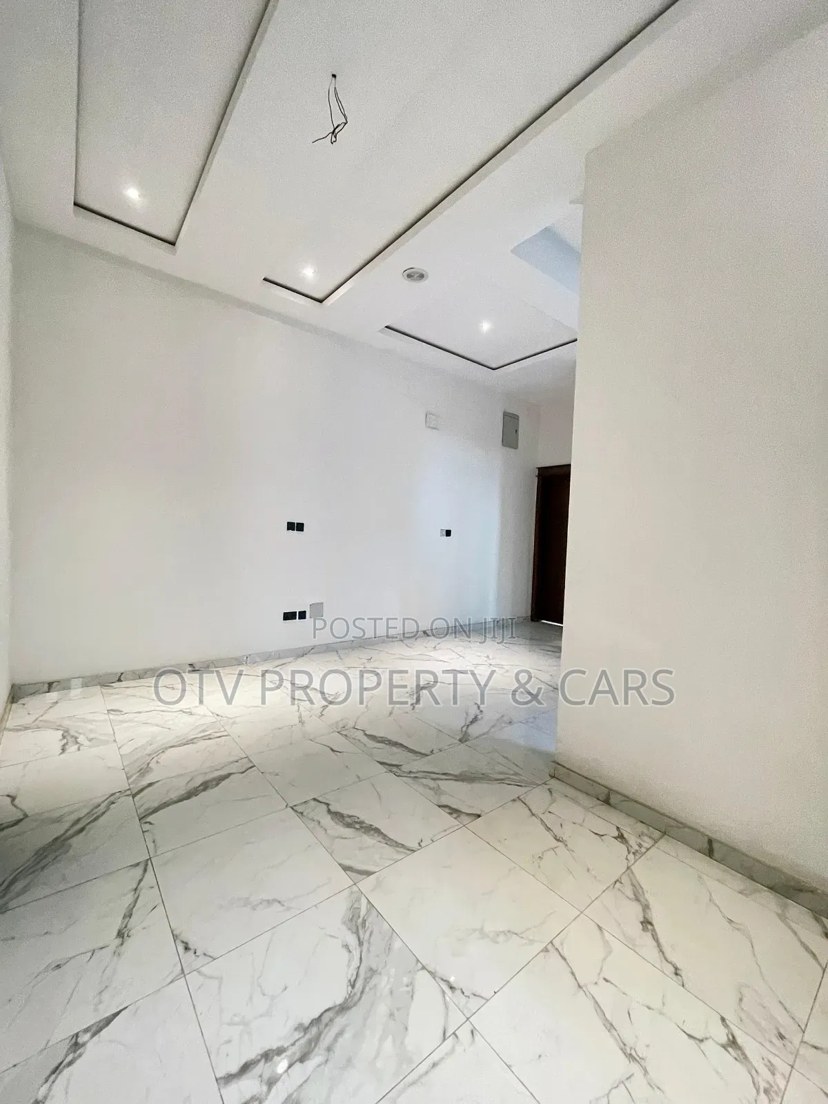 Furnished 5bdrm Duplex in Ikate for sale in Ikate