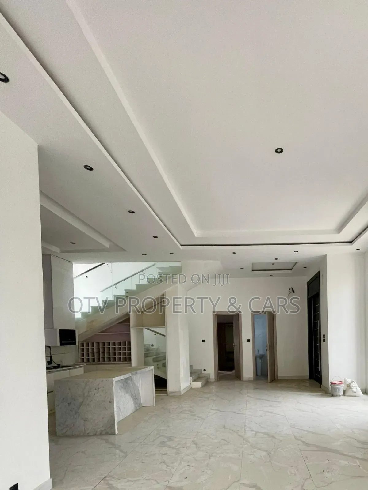 Furnished 5bdrm Duplex in Osapa london for sale in Osapa london