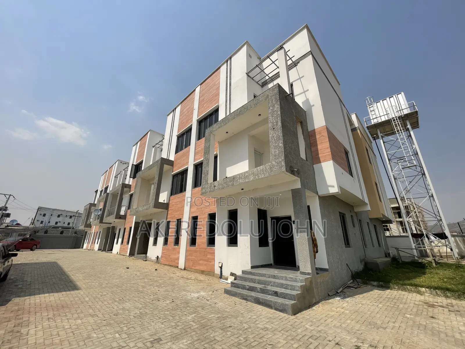 5bdrm Townhouse/Terrace in Jahi for Sale in Jahi