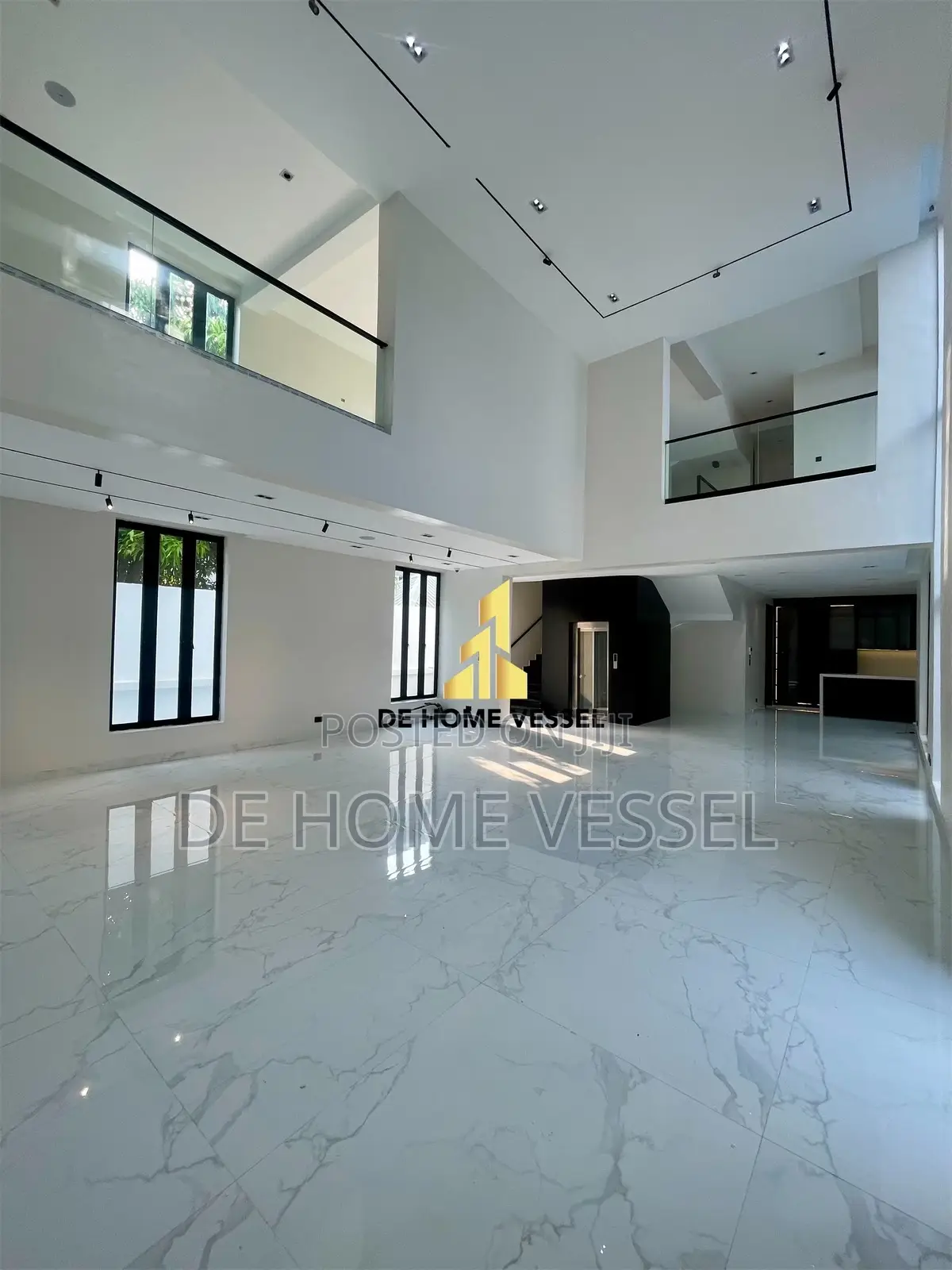 5 Bed Smart Home With Cinema, Elevator, Gym, Pool & Rooftop in Lekki