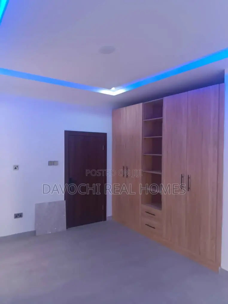 4bdrm Maisonette in Cyberville, Ikate for rent in Ikate