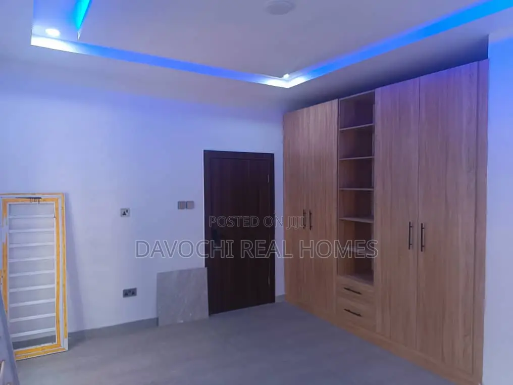 4bdrm Maisonette in Cyberville, Ikate for rent in Ikate
