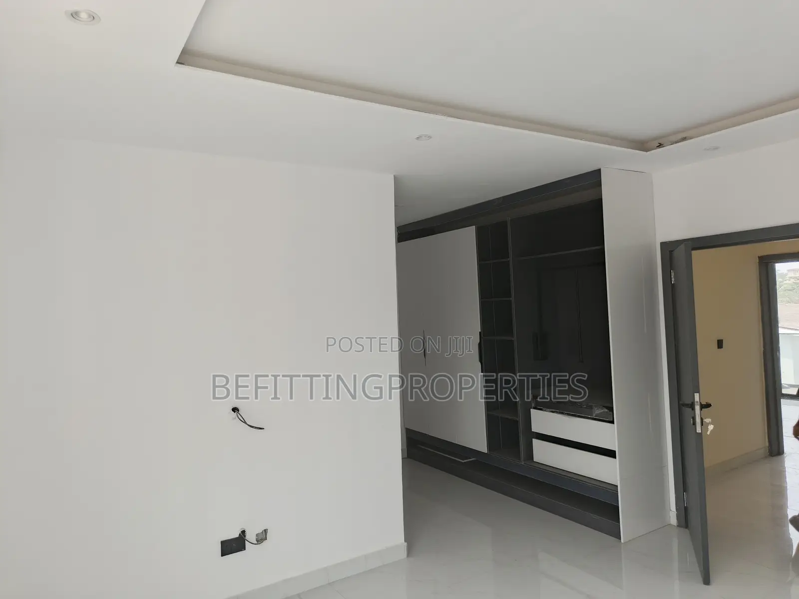 4bdrm Townhouse/Terrace In Ikeja For Sale in Ikeja