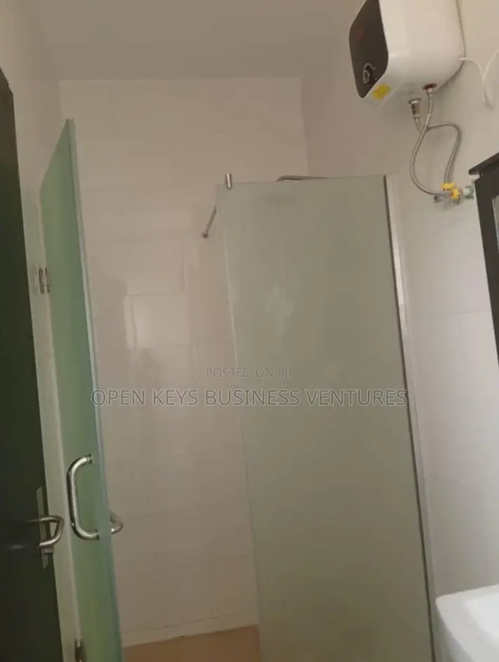 Furnished 3bdrm Duplex in Queen'S School Gra, Apata for sale in Apata