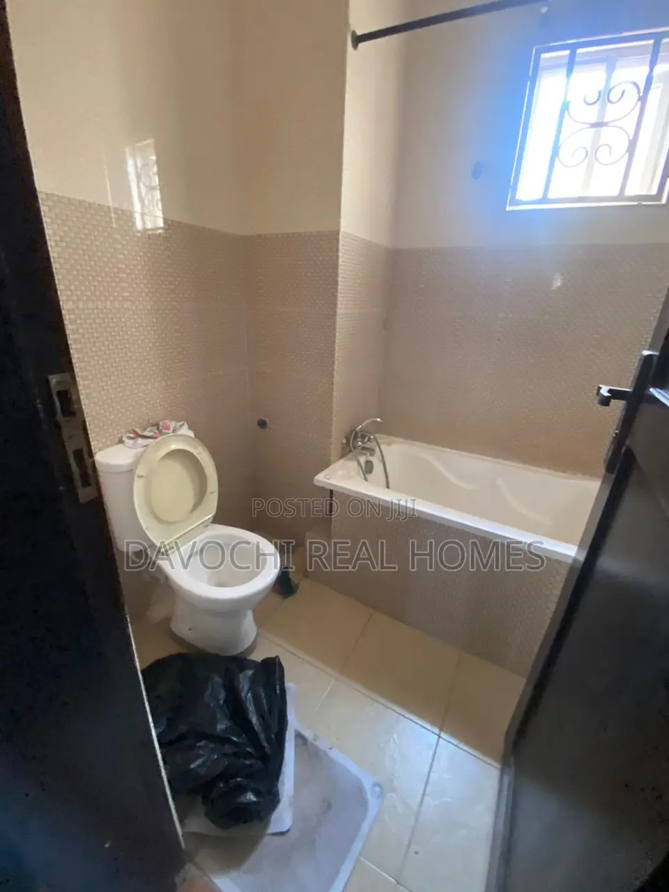 3bdrm Apartment in Osapa London for rent in Osapa london