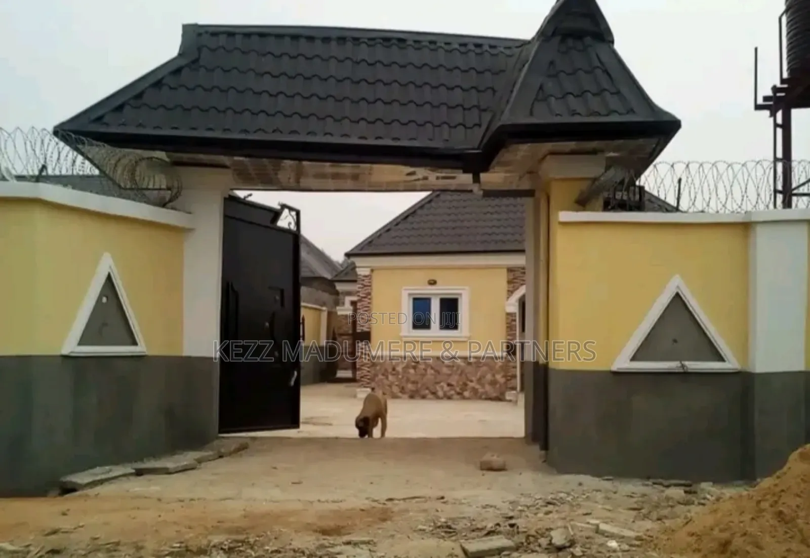 5bdrm Bungalow in Avu , Owerri, Imo for sale in Owerri