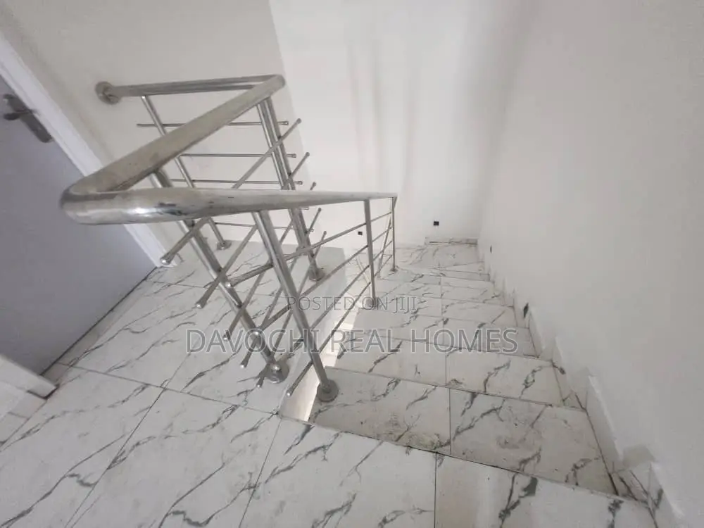 4bdrm Duplex in Thoma Estate, Ajah for rent in Thomas Estate