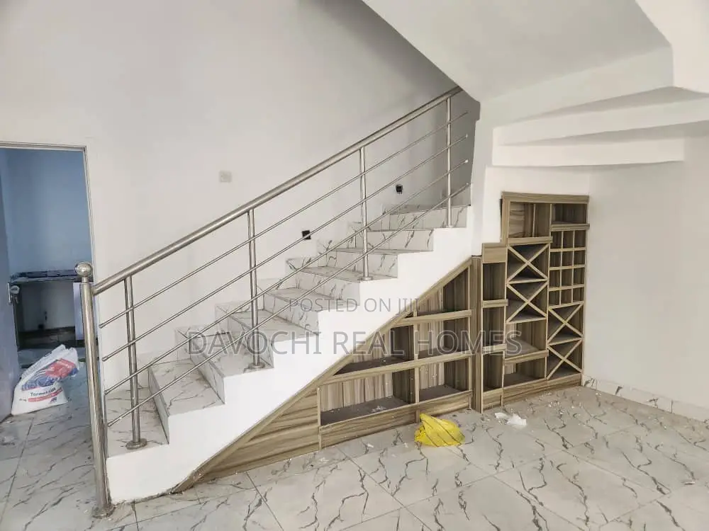 4bdrm Duplex in Thoma Estate, Ajah for rent in Thomas Estate