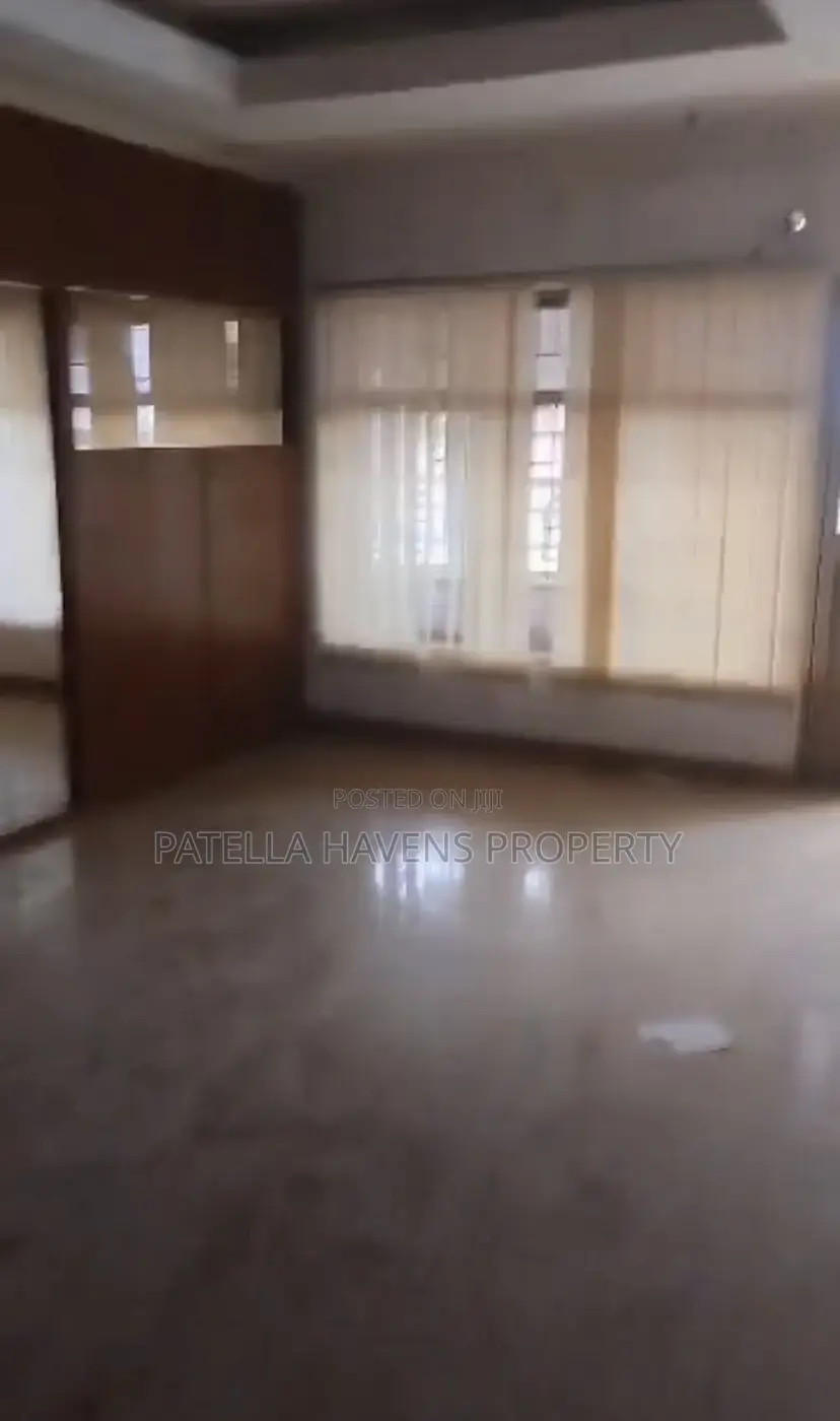 Massive Office Space In Garki in Garki