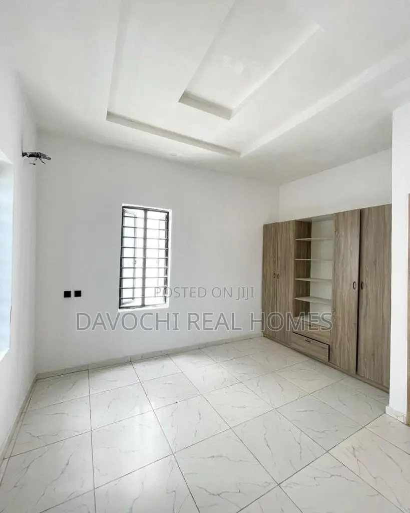 3bdrm Duplex in Lekki, County, Ikate for sale in Lekki Phase 1