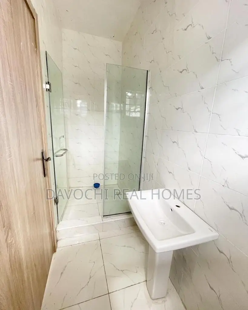 3bdrm Duplex in Lekki, County, Ikate for sale in Lekki Phase 1