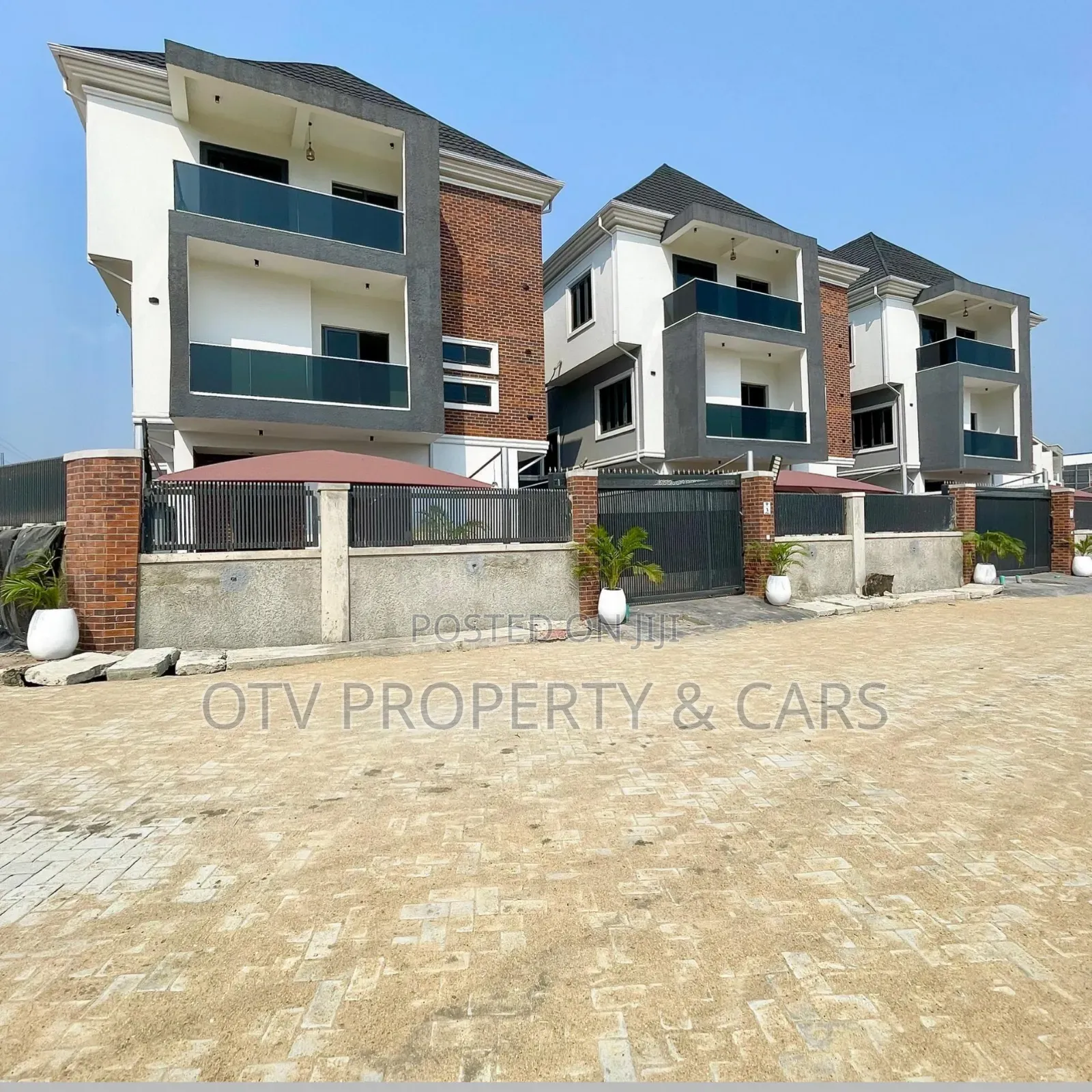 Furnished 5bdrm Duplex in Ikate for sale in Ikate