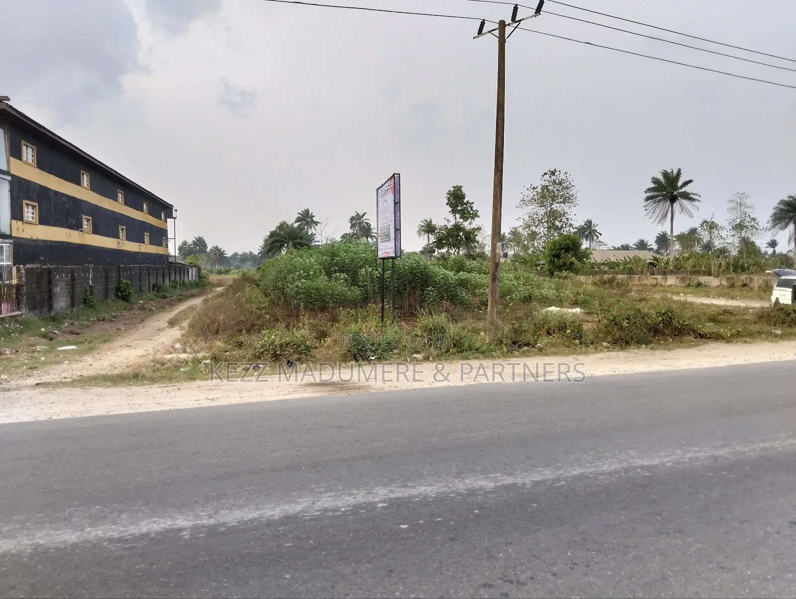 For Sale : 6 Plots Opposite Int'l Airport Hotel, Omagwa in Port-Harcourt