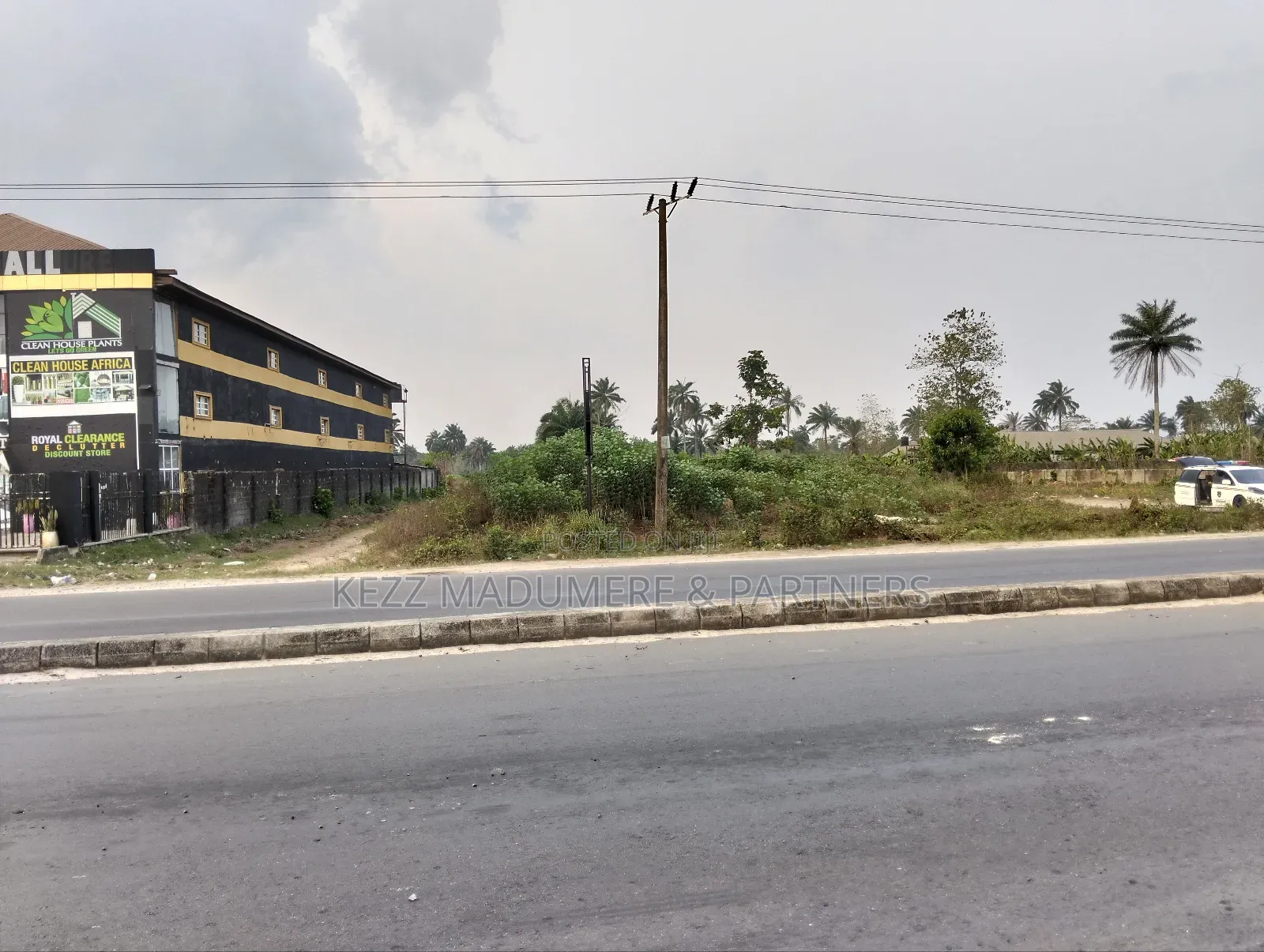 For Sale : 6 Plots Opposite Int'l Airport Hotel, Omagwa in Port-Harcourt