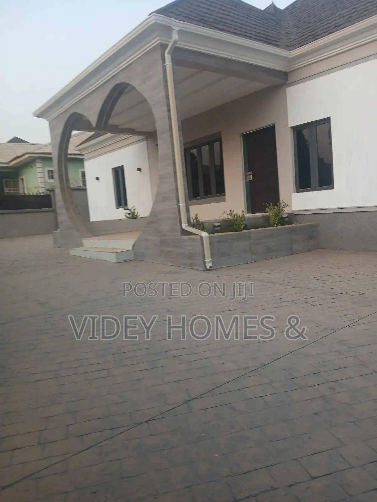 4bdrm Bungalow in Sahara 3, Lokogoma for sale in Lokogoma