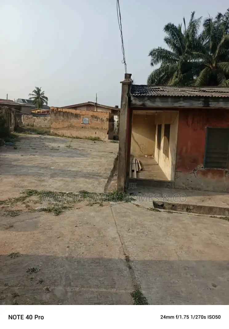 3bdrm Block of Flats in Leo, Akure for sale in Akure