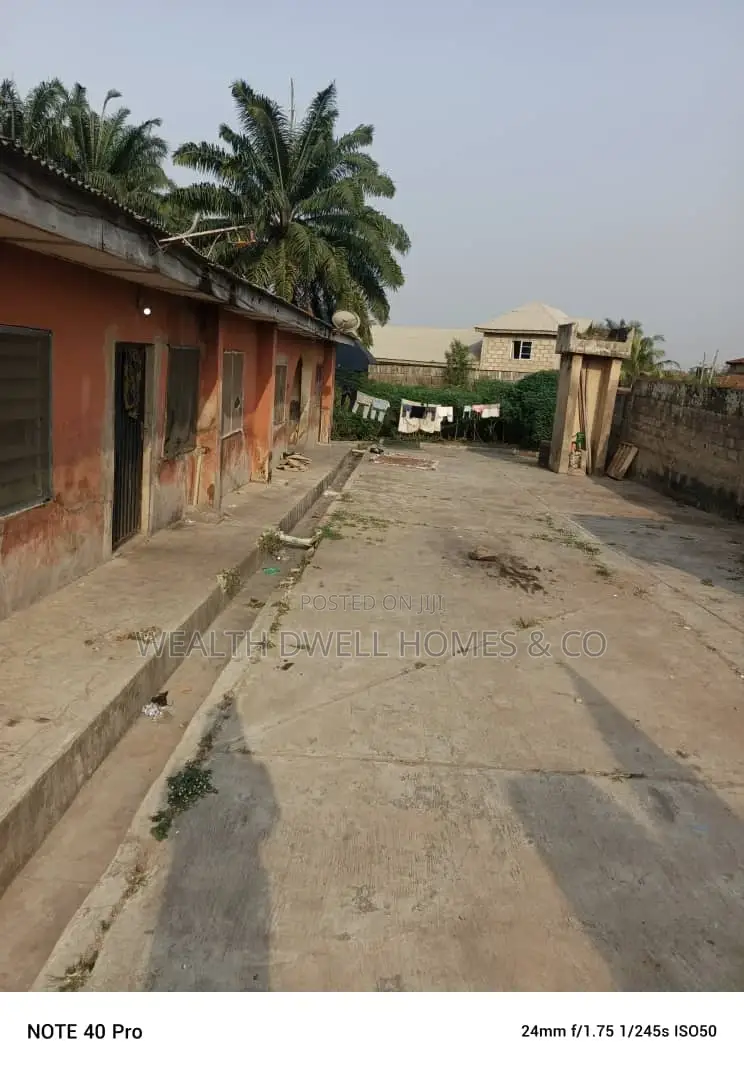 3bdrm Block of Flats in Leo, Akure for sale in Akure