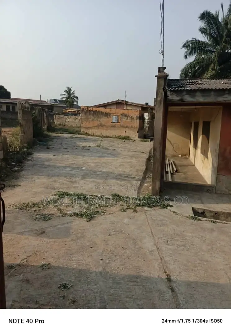 3bdrm Block of Flats in Leo, Akure for sale in Akure