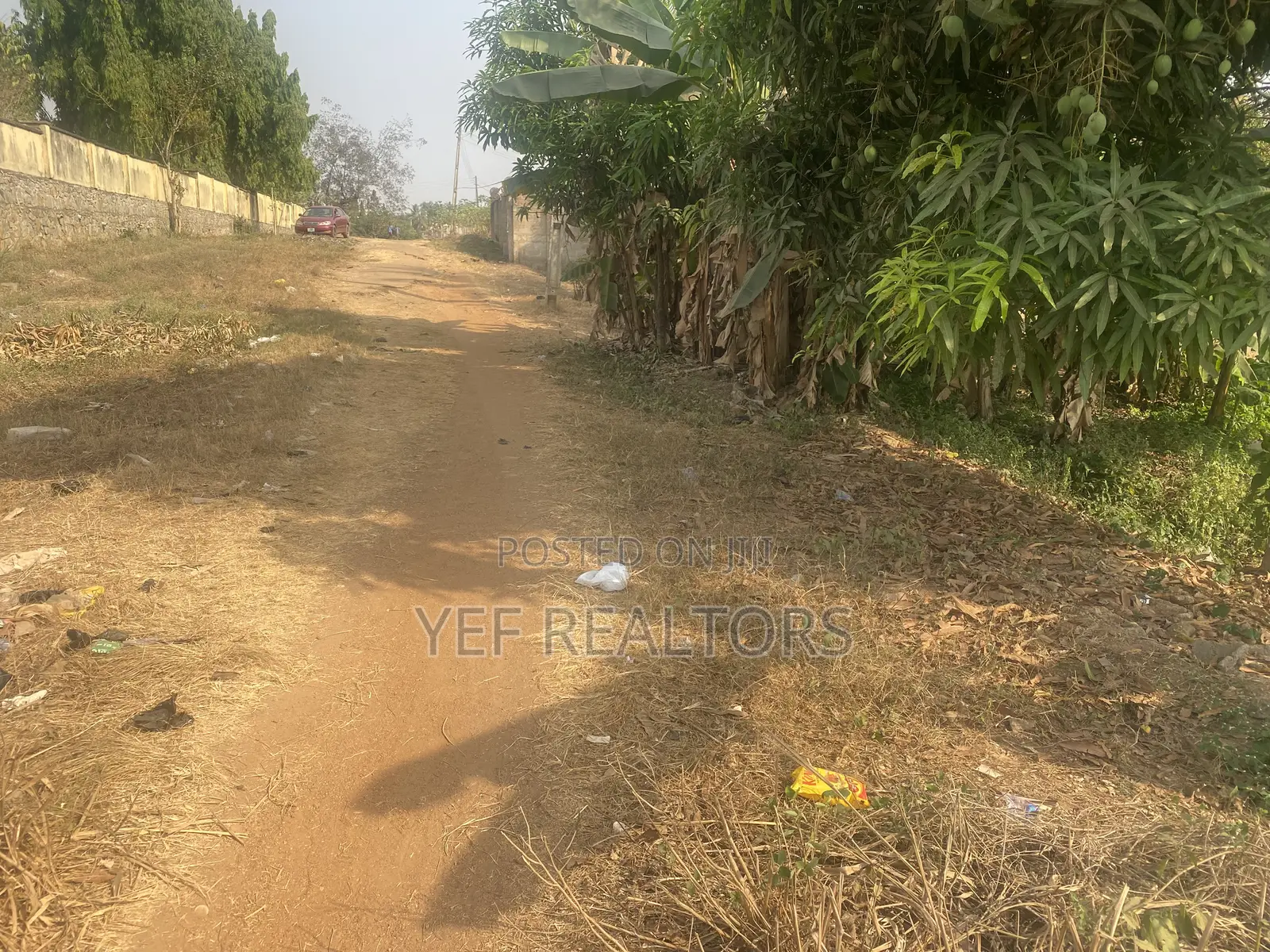 4bed Flat 3units of Self Con on 3plots in Ife