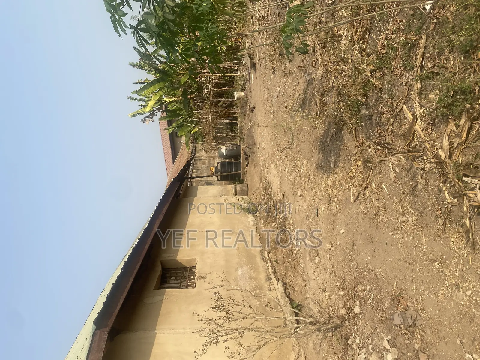 4bed Flat 3units of Self Con on 3plots in Ife