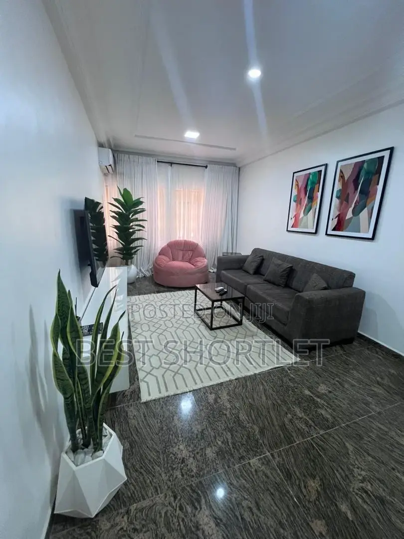 Luxury 1 Bedroom Garki on Promo in Garki