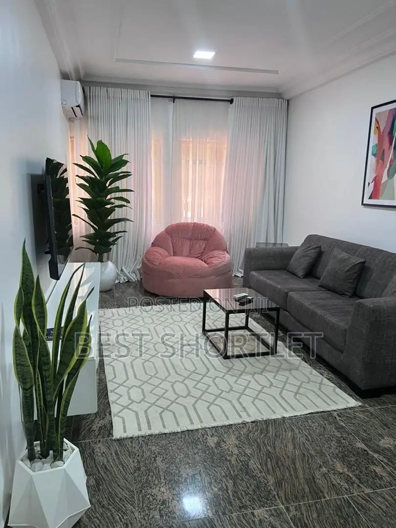 Luxury 1 Bedroom Garki on Promo in Garki