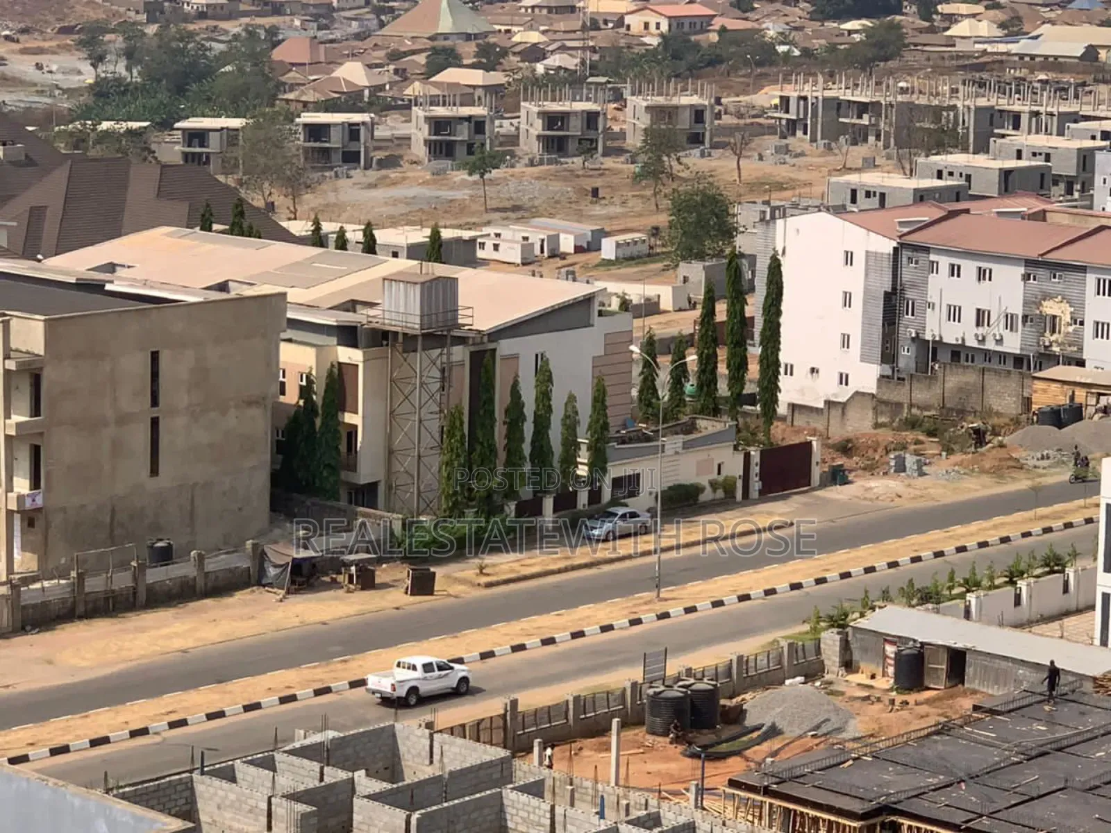 Available Plots.500sqm for a 5 Bedroom,Fully Detached Dupl in Garki 1