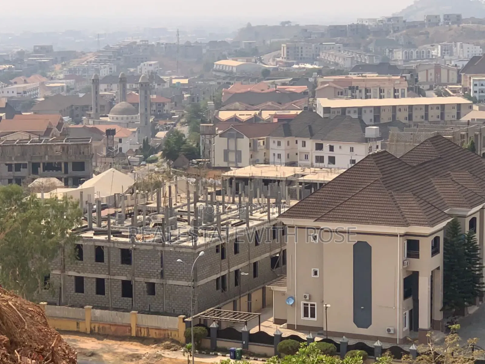 Available Plots.500sqm for a 5 Bedroom,Fully Detached Dupl in Garki 1