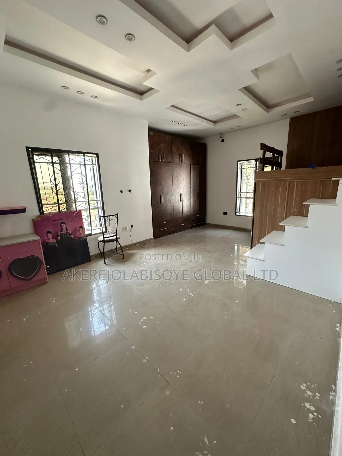 4bdrm Duplex in In An Estate Idu for sale in Idu Industrial