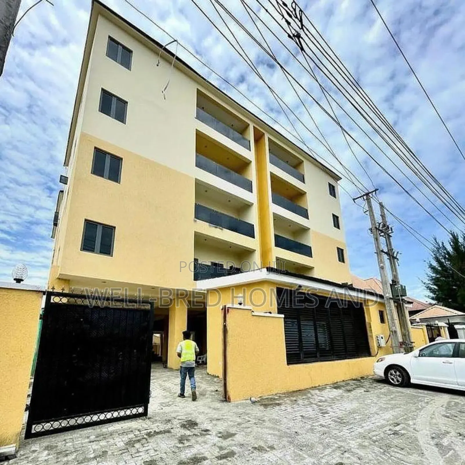 2bdrm Apartment In Lekki Phase 1 For Sale in Lekki Phase 1