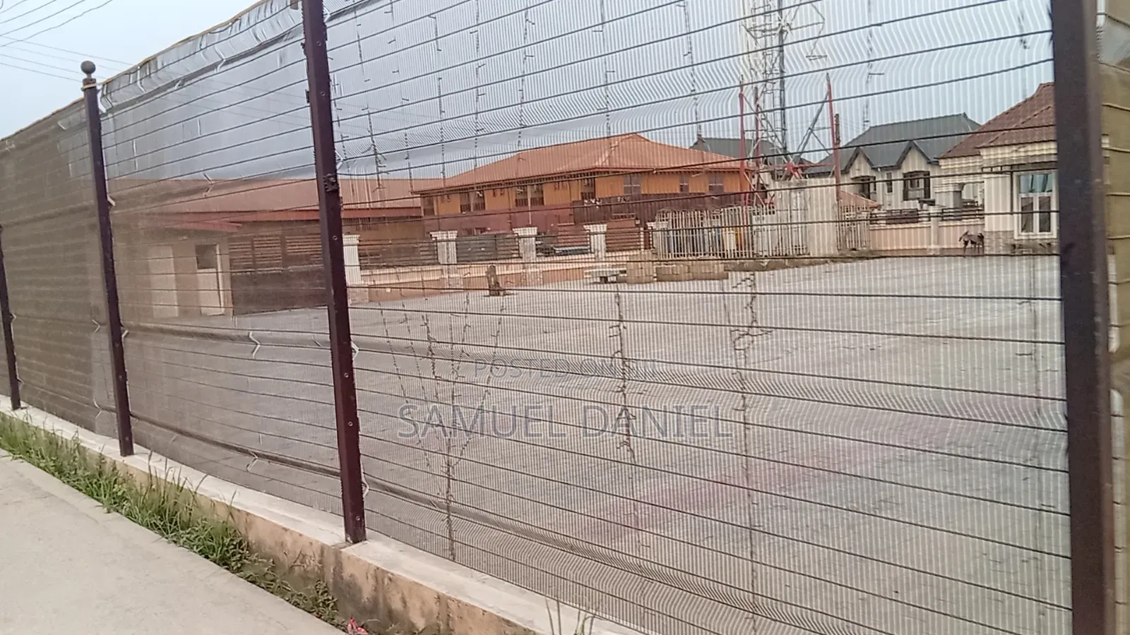 Over 900 Square Meter for Lease Facing Road in Ibeshe / Ikorodu