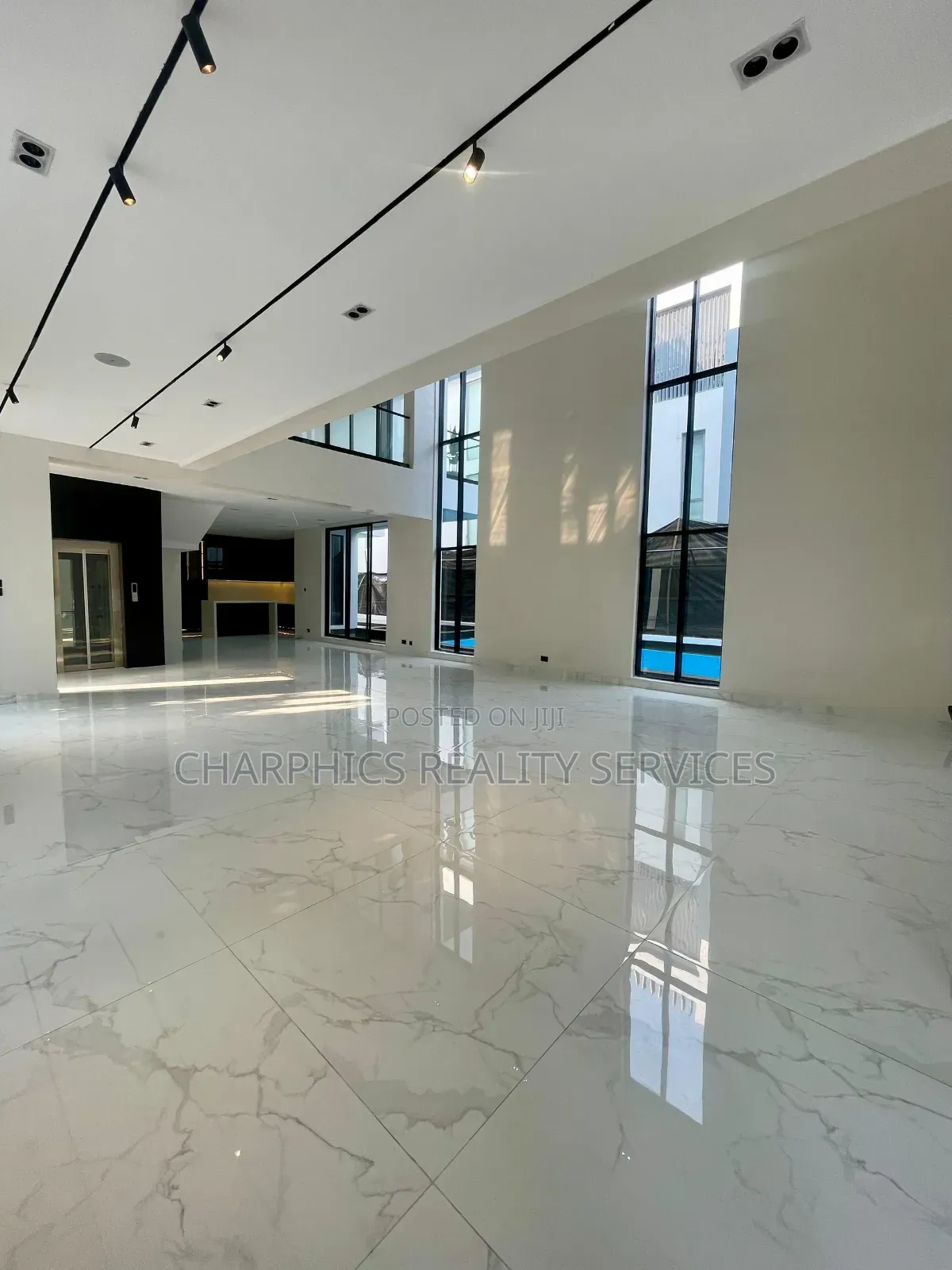 5bdrm Duplex in VGC / Ajah for sale in VGC / Ajah